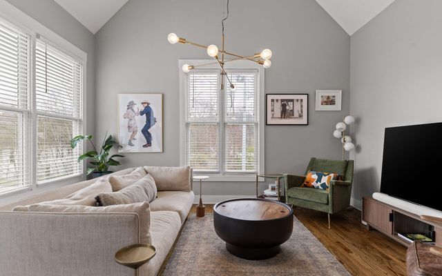 5303 Saint Elmo Avenue, Chattanooga, TN 37409