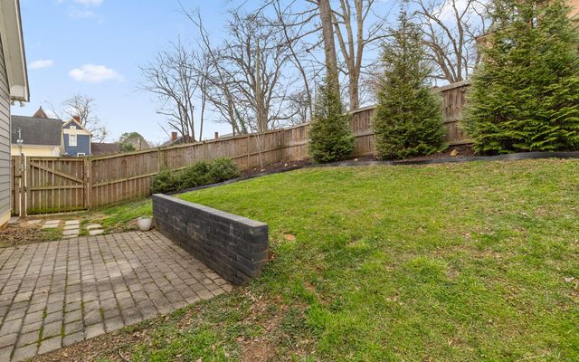 5303 Saint Elmo Avenue, Chattanooga, TN 37409