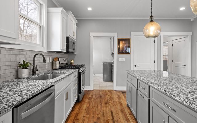 5303 Saint Elmo Avenue, Chattanooga, TN 37409