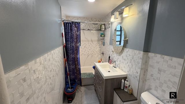 8810 34th Ave Apt 2F, New York City, NY 11372