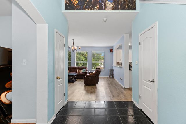 3627 Hawk Ridge ST, Round Rock, TX 78665