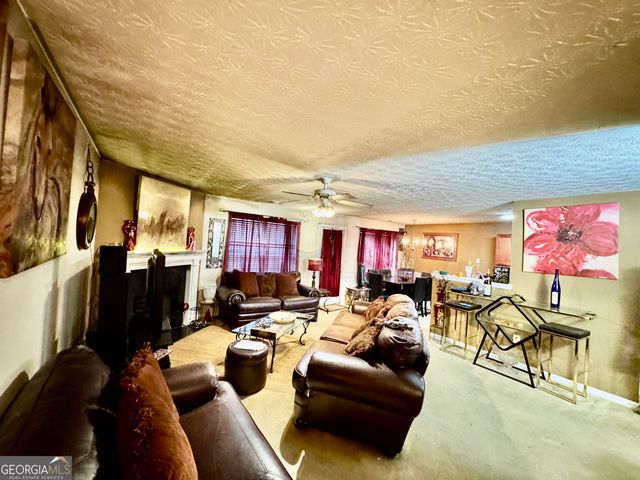 6261 Lake Valley Point, Lithonia, GA 30058