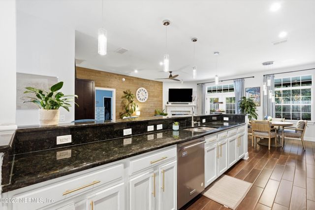 4577 PEBBLE BROOK Drive, Jacksonville, FL 32224