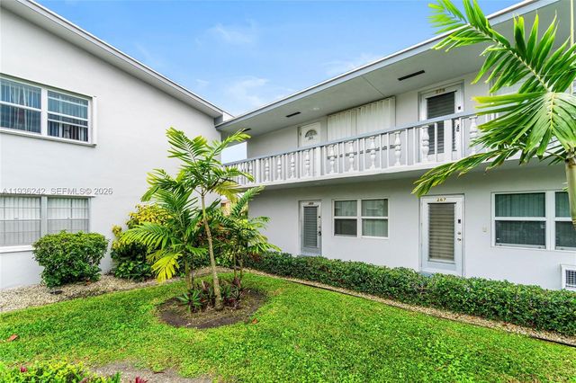 268 Coventry L 268 268, West Palm Beach, FL 33417