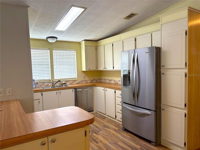 1154 TAFFY DRIVE, Punta Gorda, FL 33982