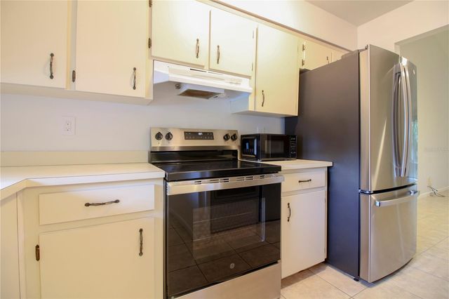 928 WINNIE LANE, Lakeland, FL 33813