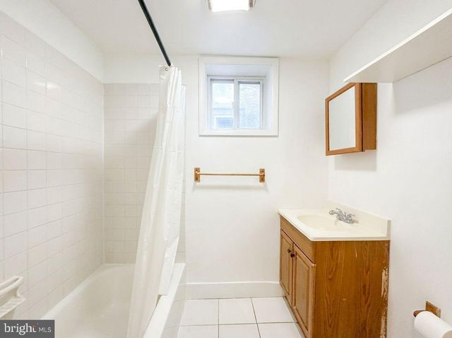 2040 N CARLISLE ST, Philadelphia, PA 19121