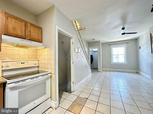 2040 N CARLISLE ST, Philadelphia, PA 19121