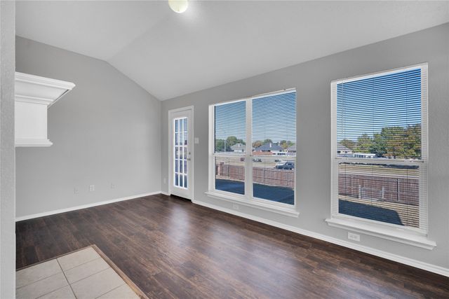 916 Joshua Drive, Burleson, TX 76028