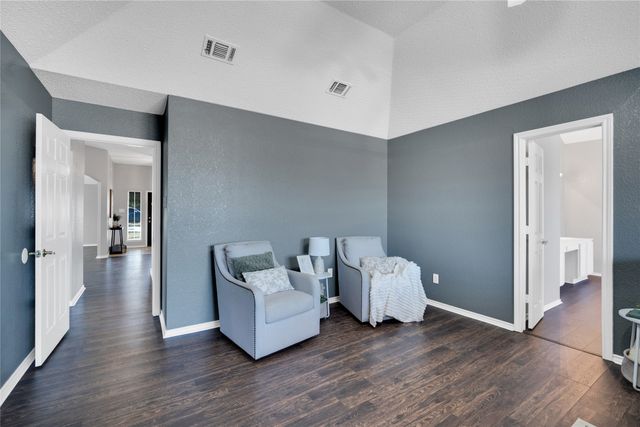 916 Joshua Drive, Burleson, TX 76028