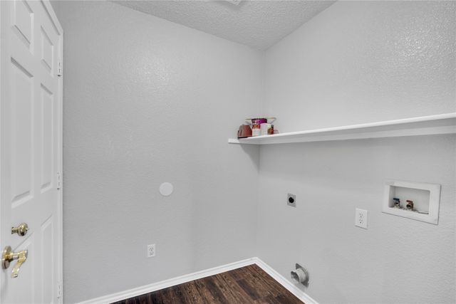 916 Joshua Drive, Burleson, TX 76028