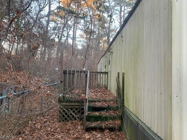 5217 Blackie LN, Zuni, VA 23898