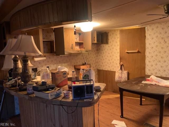 5217 Blackie LN, Zuni, VA 23898