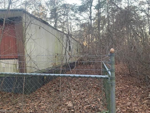 5217 Blackie LN, Zuni, VA 23898