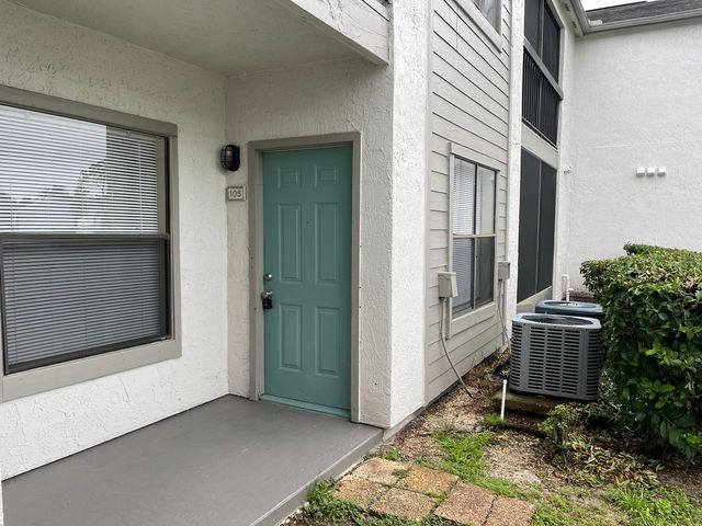 2260 CASCADES BOULEVARD 105, Kissimmee, FL 34741