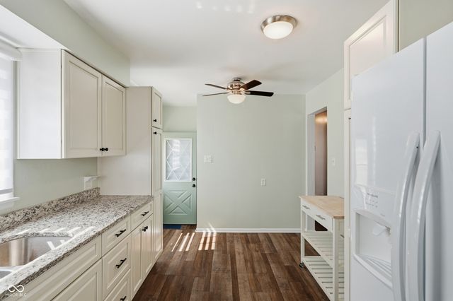 202 N 18th Avenue, Beech Grove, IN 46107
