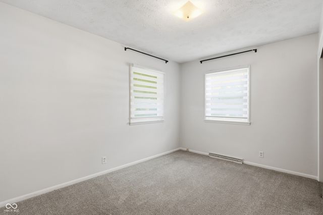 202 N 18th Avenue, Beech Grove, IN 46107