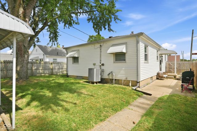 202 N 18th Avenue, Beech Grove, IN 46107