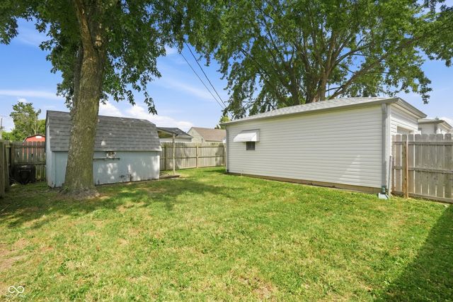202 N 18th Avenue, Beech Grove, IN 46107