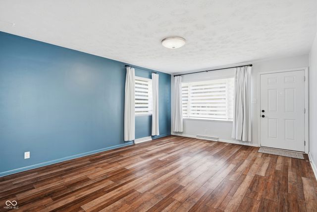 202 N 18th Avenue, Beech Grove, IN 46107
