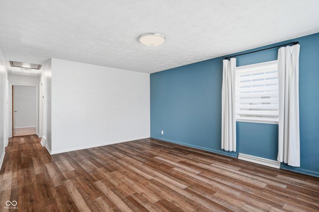 202 N 18th Avenue, Beech Grove, IN 46107