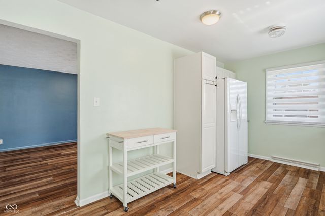202 N 18th Avenue, Beech Grove, IN 46107