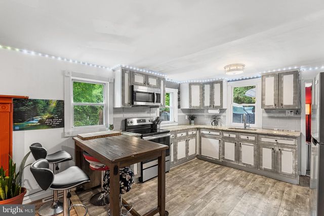 244 GIRARD AVE, Atco, NJ 08004