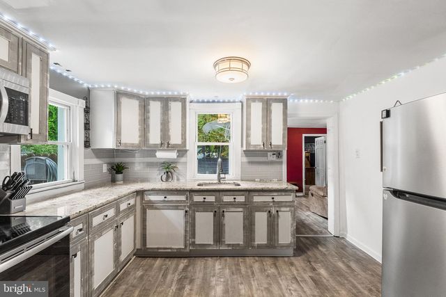 244 GIRARD AVE, Atco, NJ 08004