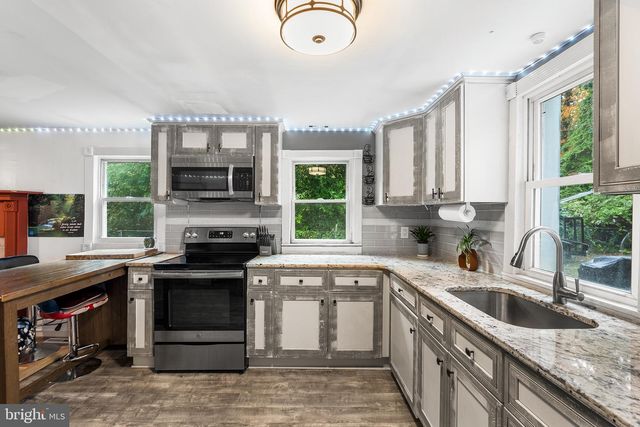 244 GIRARD AVE, Atco, NJ 08004