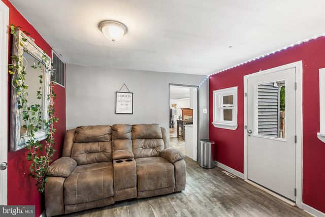 244 GIRARD AVE, Atco, NJ 08004