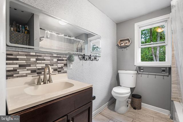 244 GIRARD AVE, Atco, NJ 08004