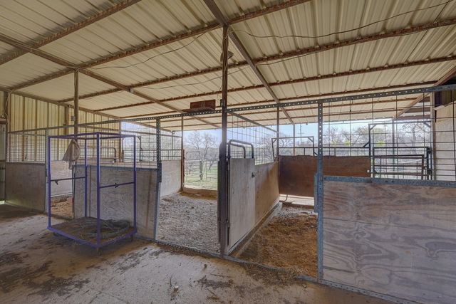 190 CR 3198, Valley Mills, TX 76689