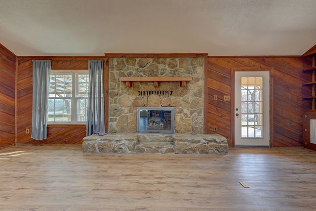 190 CR 3198, Valley Mills, TX 76689