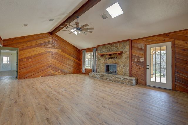 190 CR 3198, Valley Mills, TX 76689