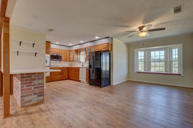 190 CR 3198, Valley Mills, TX 76689