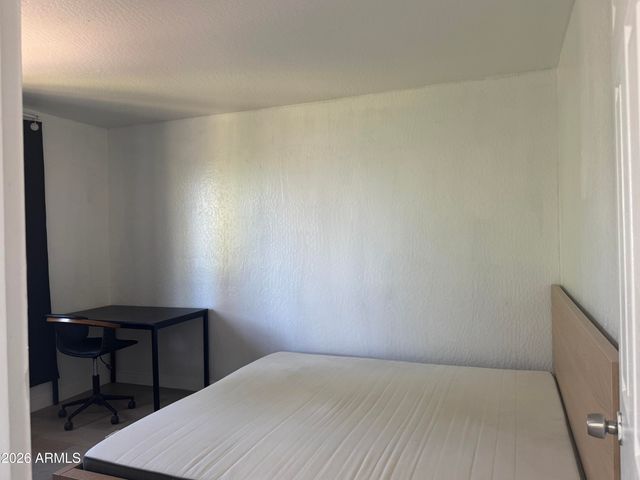 2537 W GEORGIA Avenue 4, Phoenix, AZ 85017
