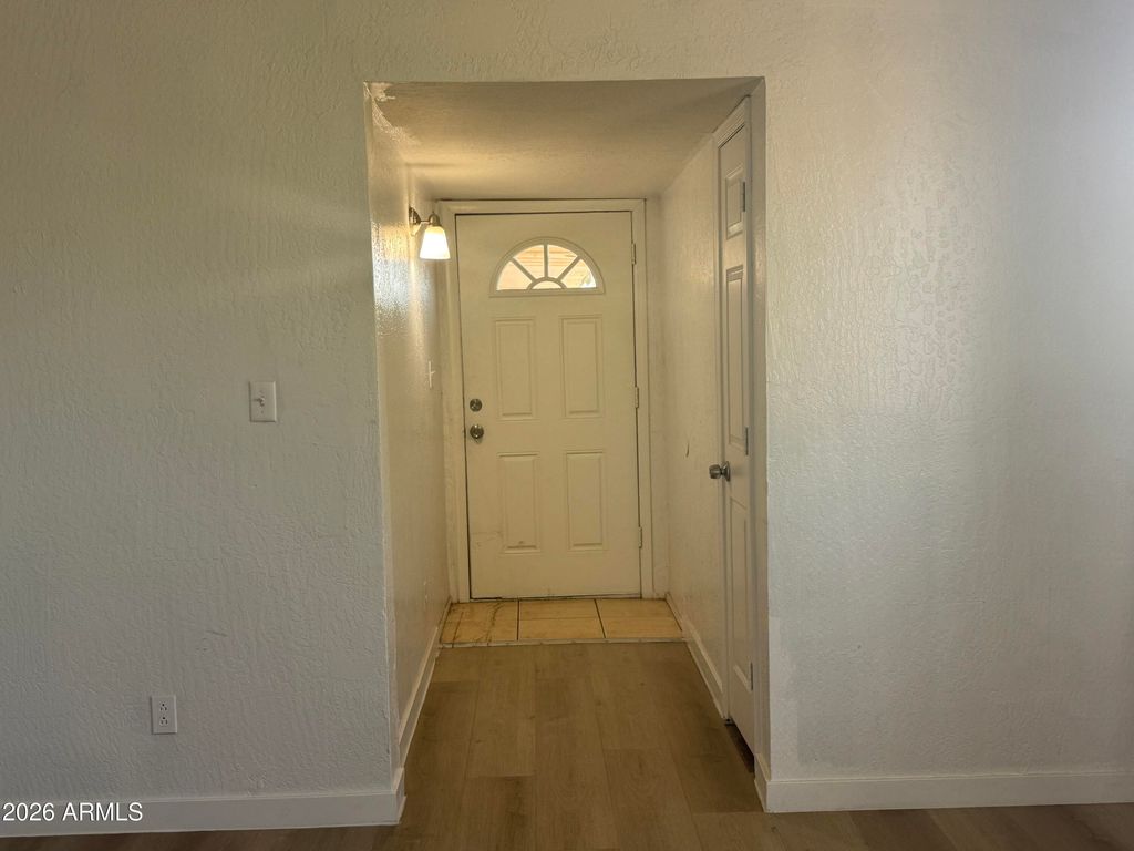 2537 W GEORGIA Avenue 4, Phoenix, AZ 85017