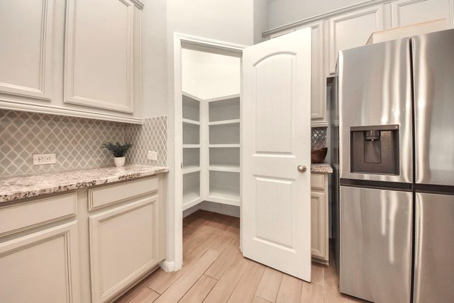 19418 Tobiano Park Drive, Tomball, TX 77377