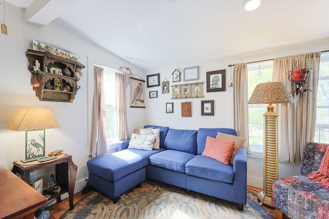 11 Overlook Avenue, Gloucester, MA 01930
