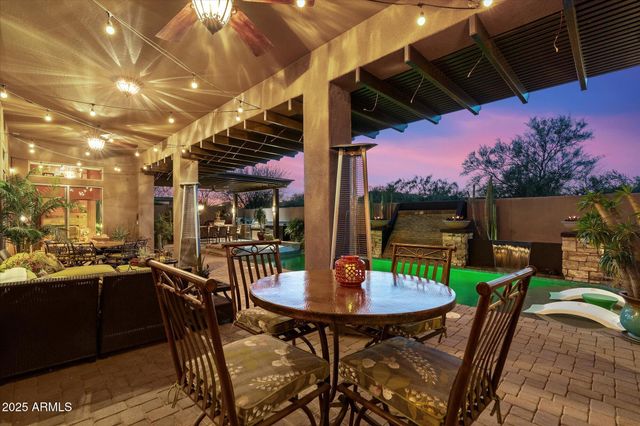 41252 N WHISTLING STRAIT Court, Anthem, AZ 85086