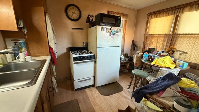 672 Surrey Avenue, Saint Paul, MN 55106