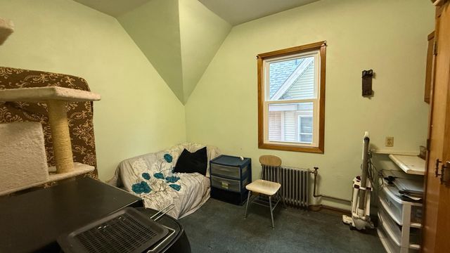 672 Surrey Avenue, Saint Paul, MN 55106