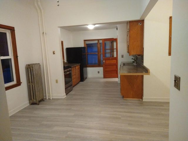 672 Surrey Avenue, Saint Paul, MN 55106