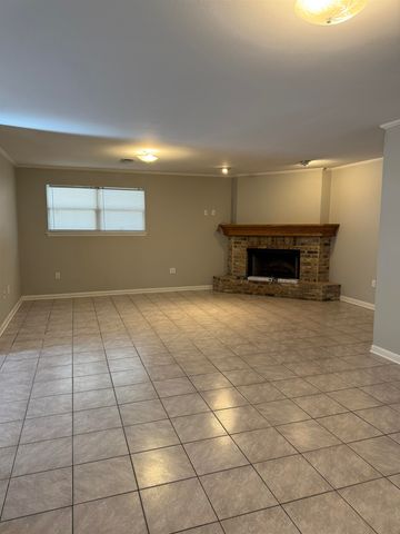 412 St Louis St, Raceland, LA 70394