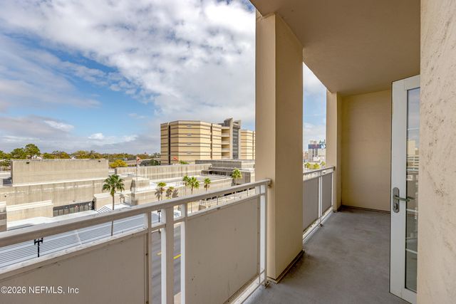 400 BAY Street 404, Jacksonville, FL 32202