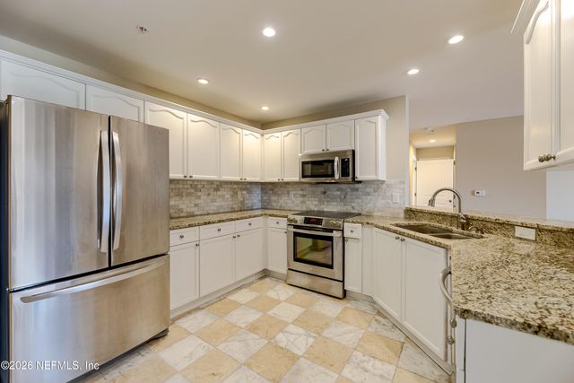 400 BAY Street 404, Jacksonville, FL 32202