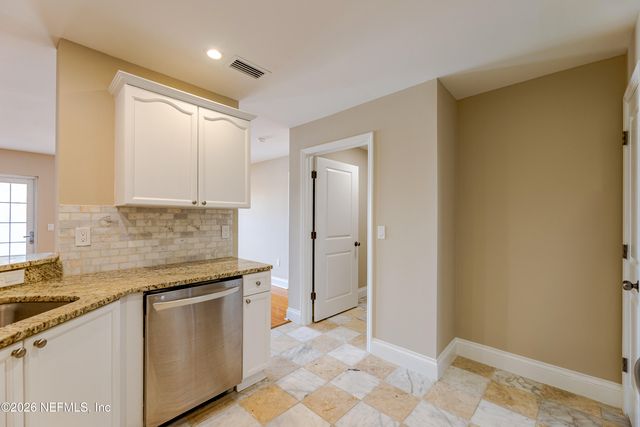 400 BAY Street 404, Jacksonville, FL 32202