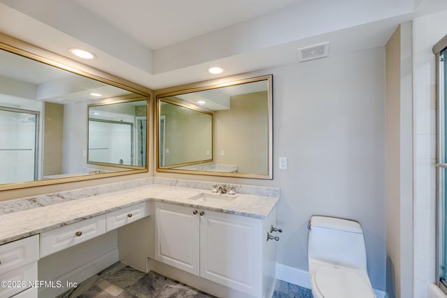 400 BAY Street 404, Jacksonville, FL 32202