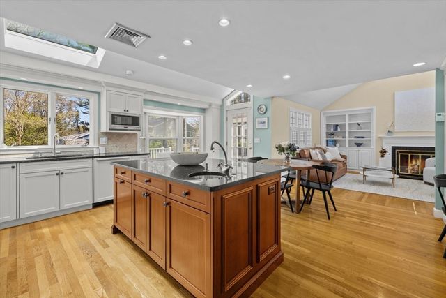 8 Sutton Road, Needham, MA 02492
