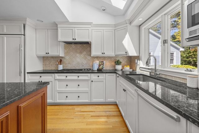 8 Sutton Road, Needham, MA 02492